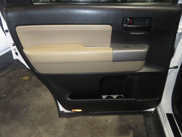 2016 Toyota Sequoia 4X4 5.7 LITER V8 SR5 SEQUOIA EXTRA CLEAN 4X4 THIRD ROW SEAT AZ  - 23035899 - 22