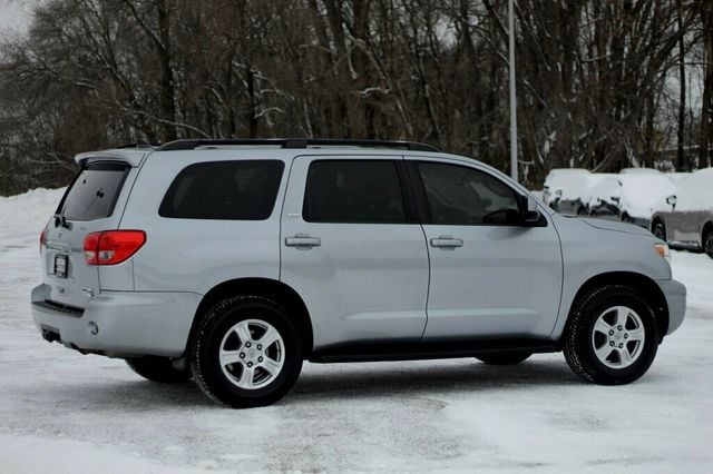 2016 Toyota Sequoia LEATHER MOONROOF, NEW BRIDGESTONE DUELER TIRES - 22950411 - 2
