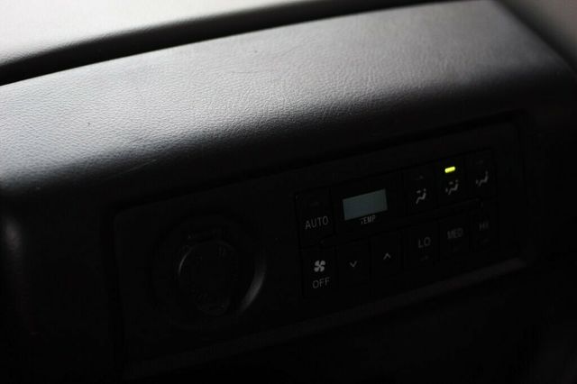 2016 Toyota Sequoia LEATHER MOONROOF, NEW BRIDGESTONE DUELER TIRESTIRES - 22950411 - 9