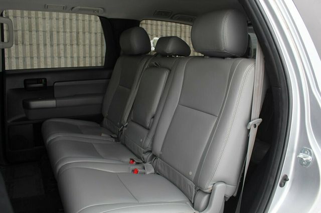 2016 Toyota Sequoia LEATHER MOONROOF, NEW BRIDGESTONE DUELER TIRESTIRES - 22950411 - 30