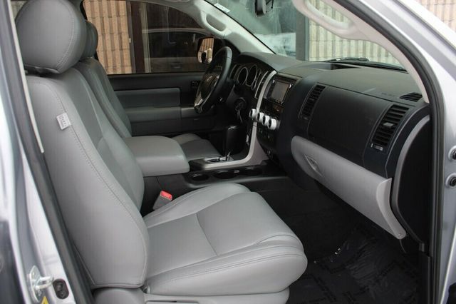 2016 Toyota Sequoia LEATHER MOONROOF, NEW BRIDGESTONE DUELER TIRESTIRES - 22950411 - 7