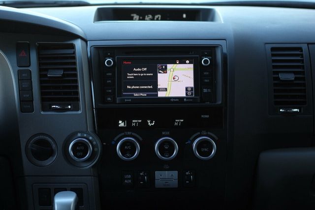 2016 Toyota Sequoia ONE OWNER LIMITED W/ NAVIGATION, SAFETY & CONV. PKG,  - 22972077 - 13