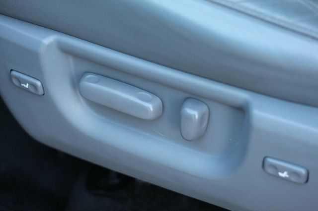 2016 Toyota Sequoia ONE OWNER LIMITED W/ NAVIGATION, SAFETY & CONV. PKG,  - 22972077 - 25