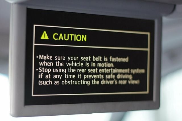 2016 Toyota Sequoia ONE OWNER PLATINUM IN IMPRESSIVE OVERALL CONDITION - 22968173 - 9