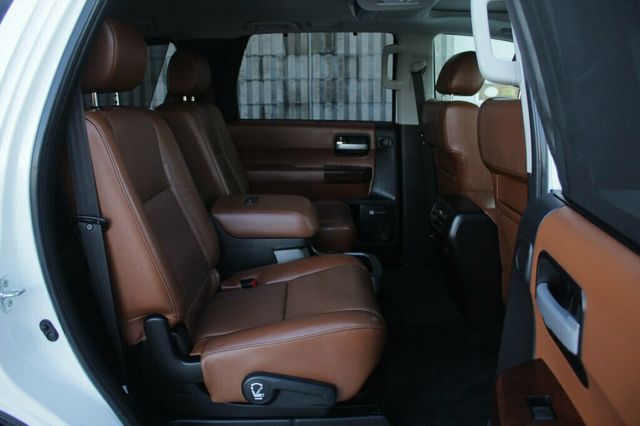 2016 Toyota Sequoia ONE OWNER PLATINUM IN IMPRESSIVE OVERALL CONDITION - 22968173 - 11