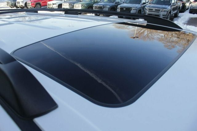 2016 Toyota Sequoia ONE OWNER PLATINUM IN IMPRESSIVE OVERALL CONDITION - 22968173 - 40