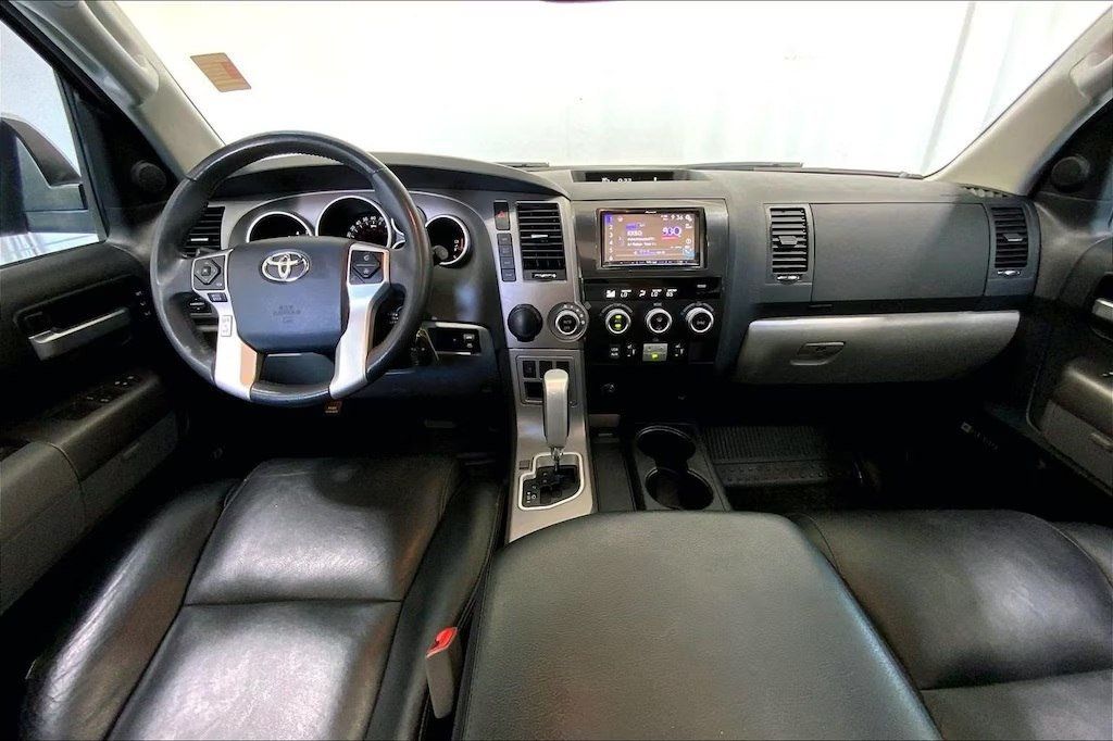 2016 Toyota Sequoia RWD 5.7L Limited - 23094175 - 8