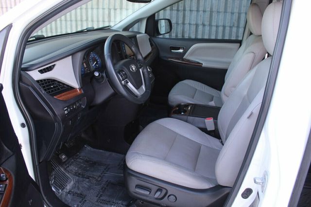 2016 Toyota Sienna 1ST AVAILABLE 2/18/25 ONE OWNER AWD LIMITED PREMIUM - 22969258 - 24