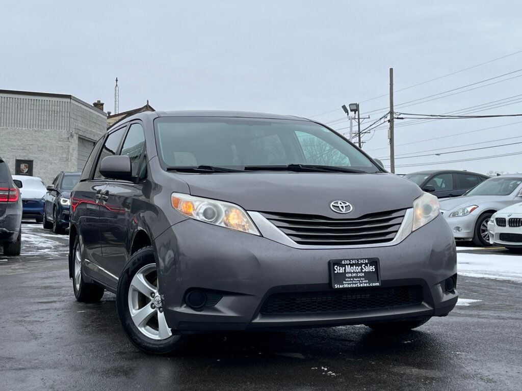 2016 Toyota Sienna 5dr 7-Passenger Van LE AAS FWD - 22740895 - 44