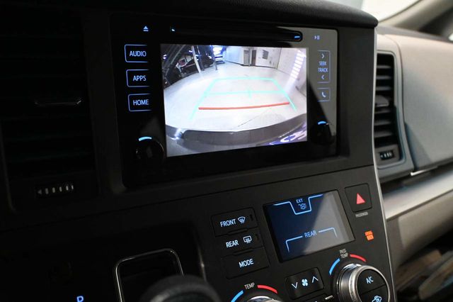 2016 Toyota Sienna 5dr 7-Passenger Van LE FWD Mobility - 23018620 - 34