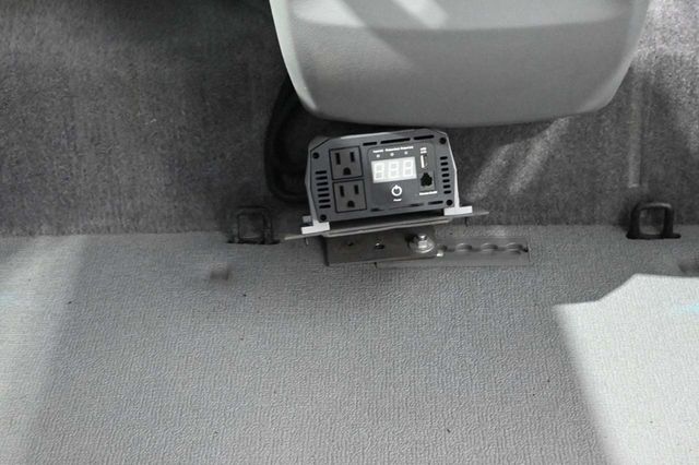 2016 Toyota Sienna 5dr 7-Passenger Van LE FWD Mobility - 23020014 - 21
