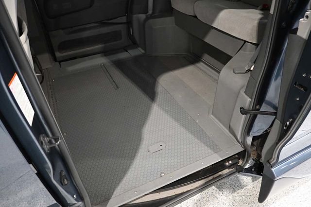 2016 Toyota Sienna 5dr 7-Passenger Van LE FWD Mobility - 23020014 - 27