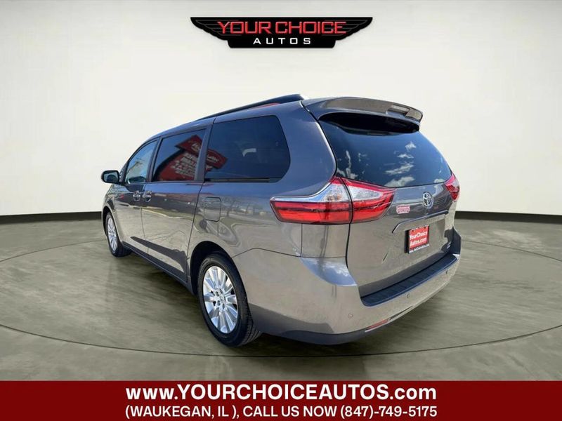 2016 Toyota Sienna 5dr 7-Passenger Van XLE AWD - 23027356 - 2
