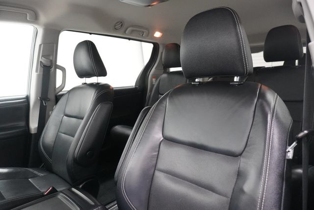 2016 Toyota Sienna 5dr 8-Passenger Van SE FWD - 23039771 - 10