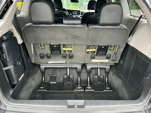 2016 Toyota Sienna 5dr 8-Passenger Van SE FWD - 23035674 - 22