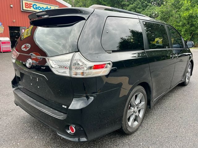 2016 Toyota Sienna 5dr 8-Passenger Van SE FWD - 23035674 - 2