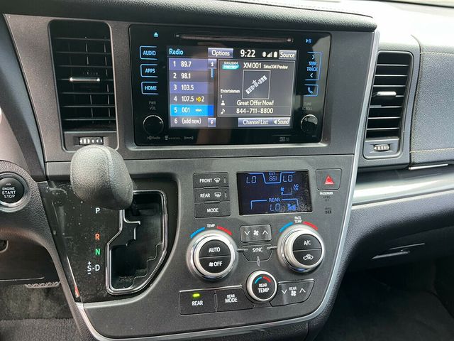 2016 Toyota Sienna 5dr 8-Passenger Van SE FWD - 23035674 - 31