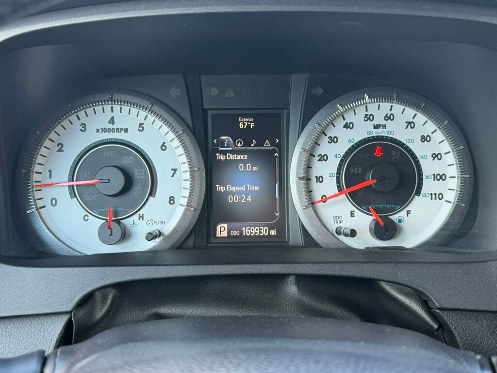2016 Toyota Sienna 5dr 8-Passenger Van SE FWD - 23037127 - 38