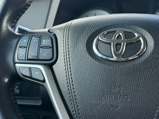 2016 Toyota Sienna 5dr 8-Passenger Van SE FWD - 23037127 - 39