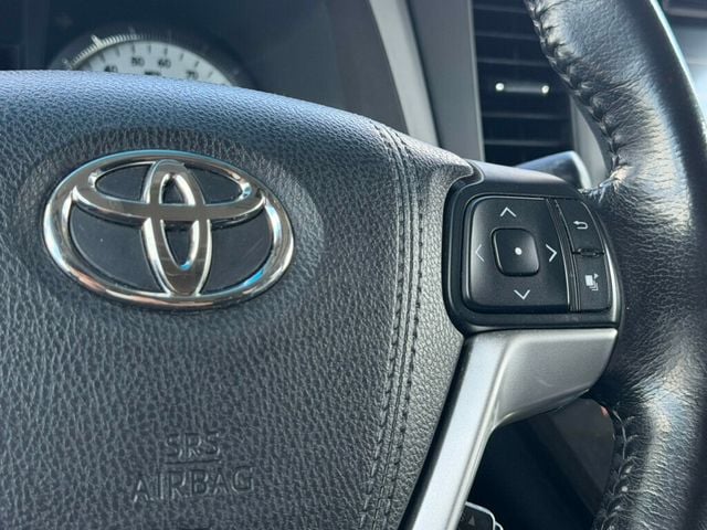 2016 Toyota Sienna 5dr 8-Passenger Van SE FWD - 23037127 - 40