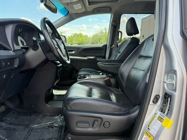 2016 Toyota Sienna 5dr 8-Passenger Van SE FWD - 23037127 - 46