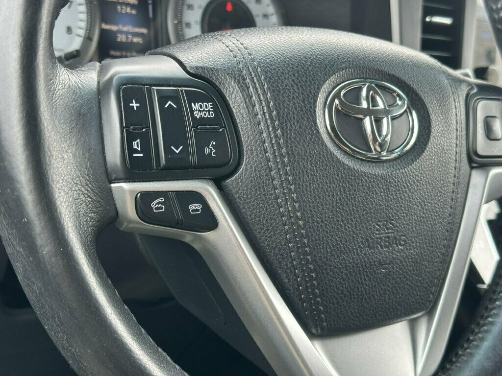 2016 Toyota Sienna 5dr 8-Passenger Van SE FWD - 23067661 - 26