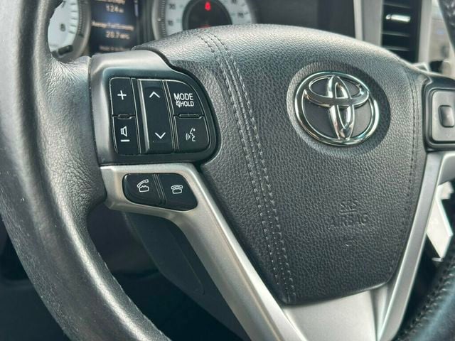 2016 Toyota Sienna 5dr 8-Passenger Van SE FWD - 23067661 - 26