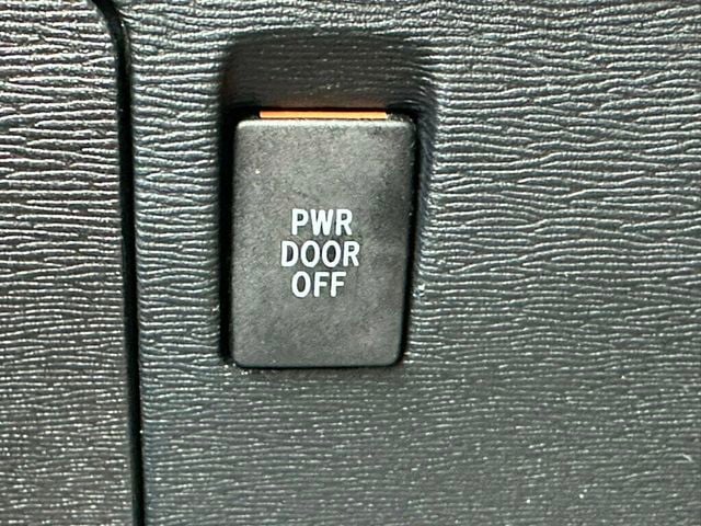 2016 Toyota Sienna 5dr 8-Passenger Van SE FWD - 23067661 - 36