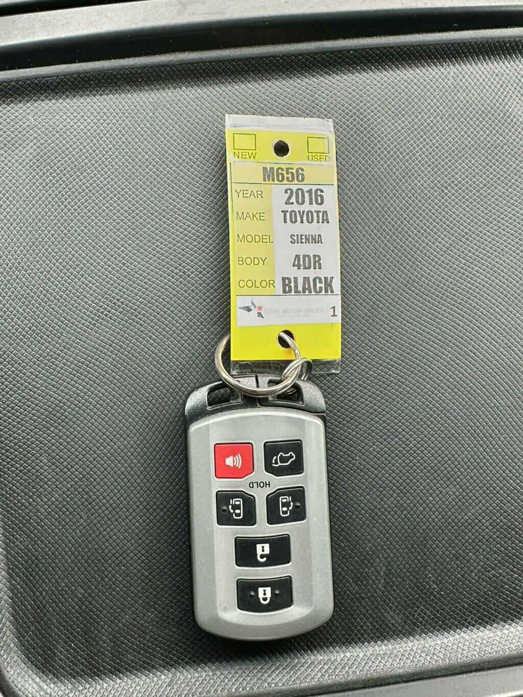 2016 Toyota Sienna 5dr 8-Passenger Van SE FWD - 23067661 - 47