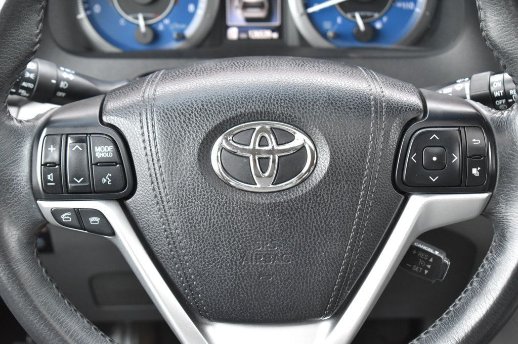 2016 Toyota Sienna 5dr 8-Passenger Van XLE FWD - 23015806 - 25