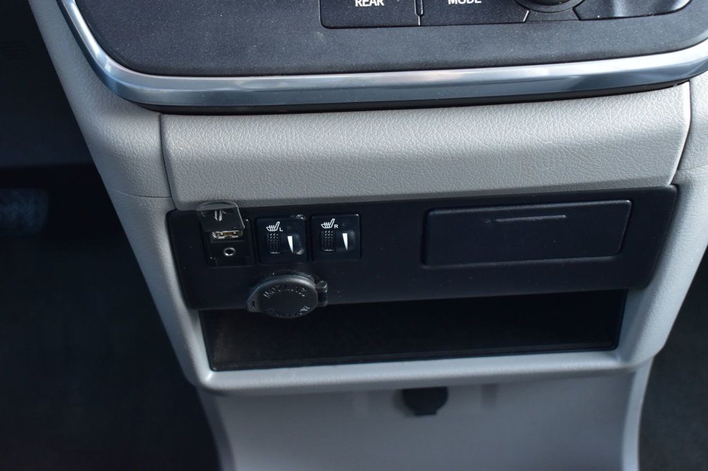 2016 Toyota Sienna 5dr 8-Passenger Van XLE FWD - 23015806 - 30