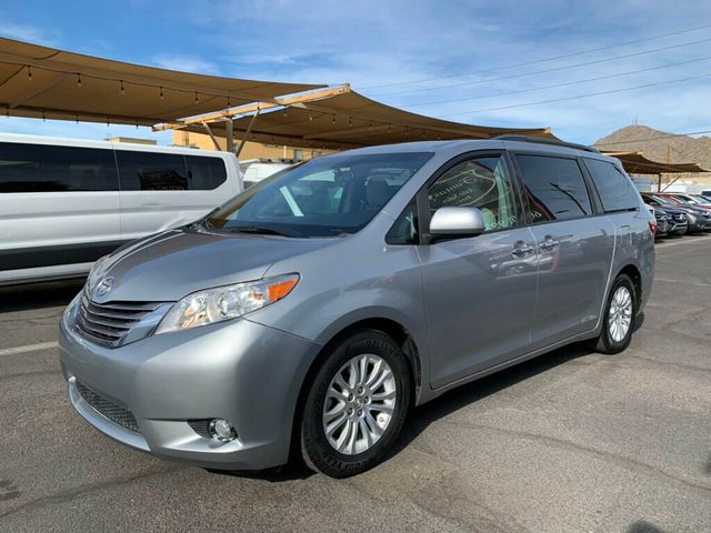 2016 Toyota Sienna 5dr 8-Passenger Van XLE Premium FWD - 22686939 - 4