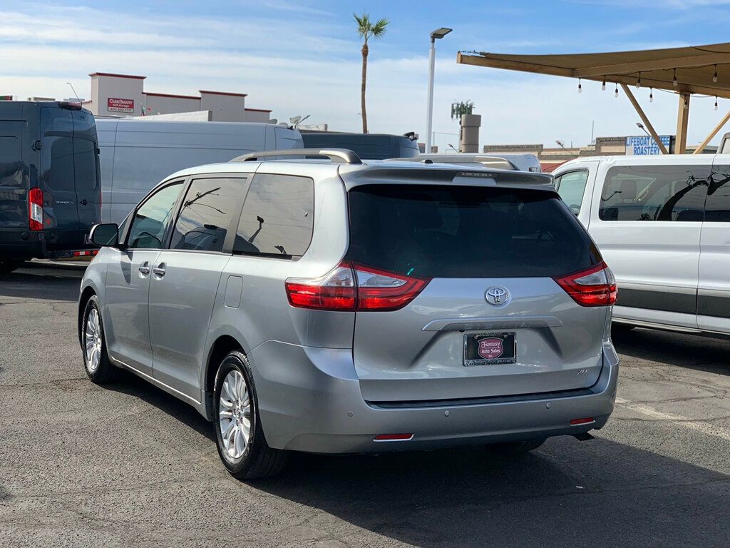 2016 Toyota Sienna 5dr 8-Passenger Van XLE Premium FWD - 22686939 - 5