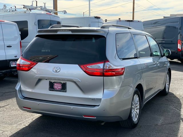 2016 Toyota Sienna 5dr 8-Passenger Van XLE Premium FWD - 22686939 - 8