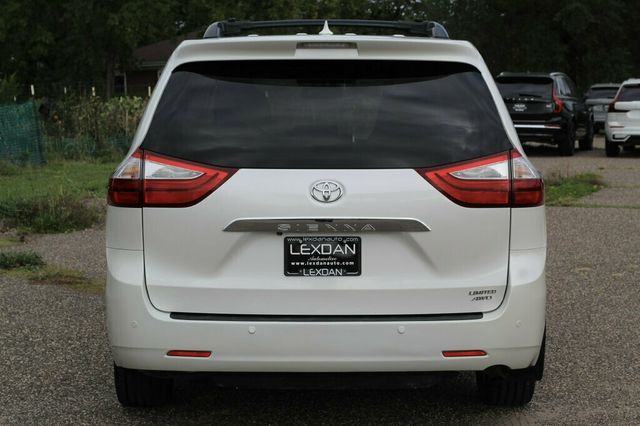 2016 Toyota Sienna