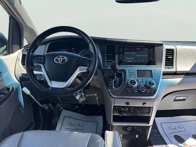 2016 Toyota Sienna Limited 7 Passenger 4dr Mini Van - 23012863 - 21