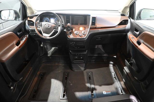 2016 Toyota Sienna Limited Premium Mobility Handicap Van - 23044767 - 20