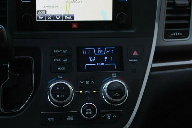 2016 Toyota Sienna  ONE OWNER AWD LIMITED PREMIUM - 22969258 - 16