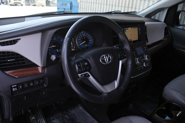 2016 Toyota Sienna  ONE OWNER AWD LIMITED PREMIUM - 22969258 - 25