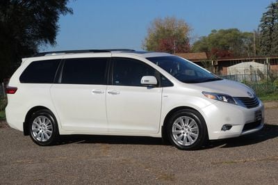 2016 Toyota Sienna