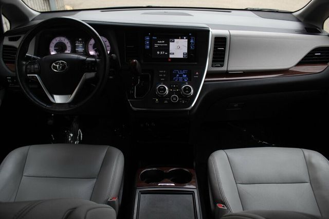 2016 Toyota Sienna ONE OWNER AWD XLE PREMIUM  - 22928294 - 13