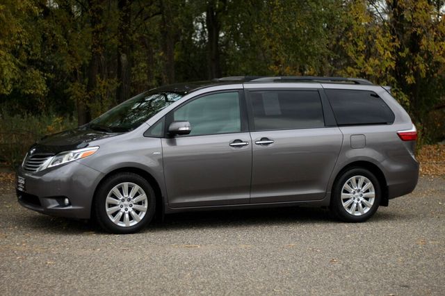 2016 Toyota Sienna ONE OWNER AWD XLE PREMIUM  - 22928294 - 17