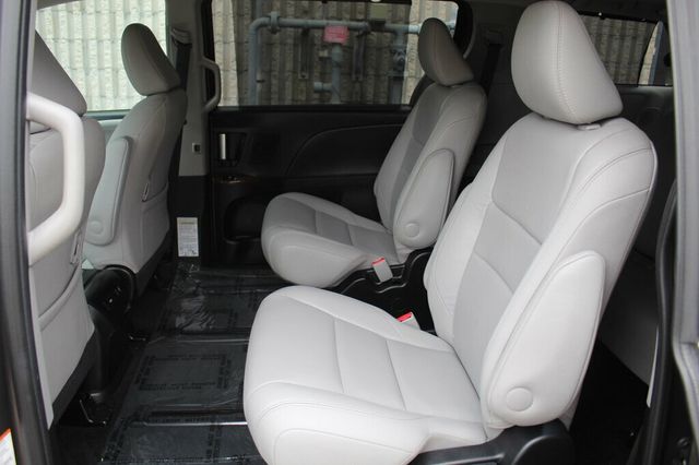 2016 Toyota Sienna ONE OWNER AWD XLE PREMIUM  - 22928294 - 27