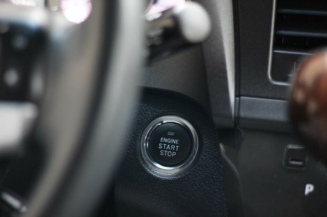 2016 Toyota Sienna ONE OWNER AWD XLE PREMIUM  - 22928294 - 31