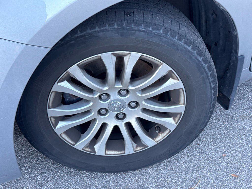 2016 Toyota Sienna XLE - 23096845 - 1