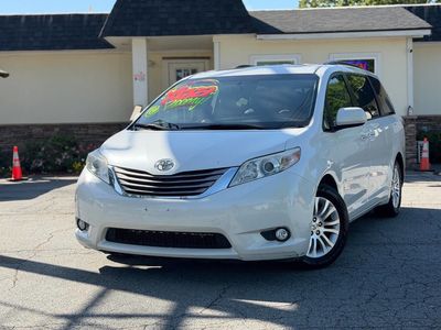 2016 Toyota Sienna - 5TDYK3DC3GS694371