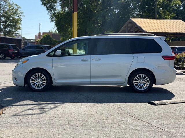 2016 Toyota Sienna XLE 7 Passenger Auto Access Seat 4dr Mini Van - 23014709 - 2