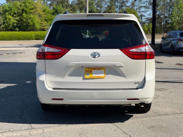 2016 Toyota Sienna XLE 7 Passenger Auto Access Seat 4dr Mini Van - 23014709 - 4