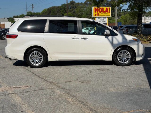 2016 Toyota Sienna XLE 7 Passenger Auto Access Seat 4dr Mini Van - 23014709 - 6