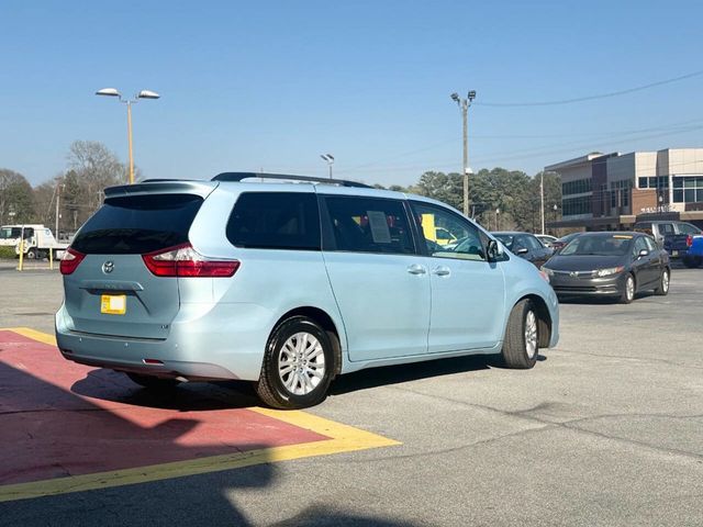 2016 Toyota Sienna XLE 8 Passenger 4dr Mini Van - 23001198 - 6